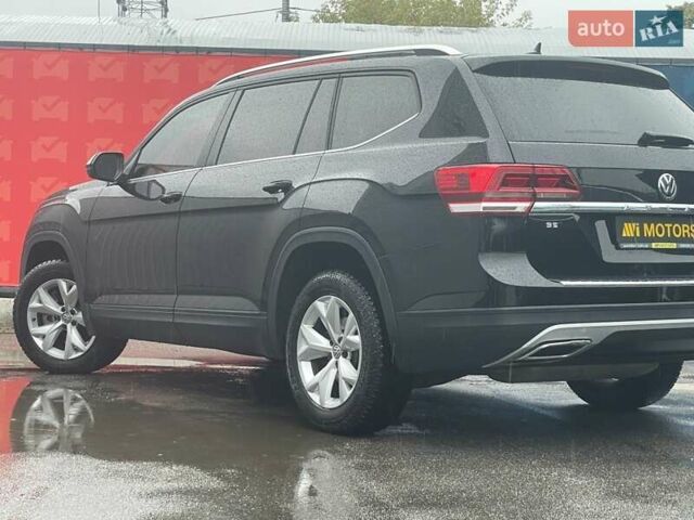 Черный Фольксваген Atlas, объемом двигателя 2 л и пробегом 161 тыс. км за 20800 $, фото 4 на Automoto.ua