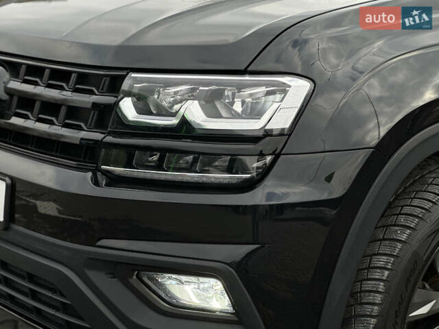Черный Фольксваген Atlas, объемом двигателя 3.6 л и пробегом 179 тыс. км за 22000 $, фото 10 на Automoto.ua