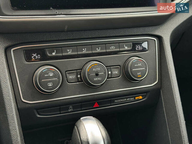 Фольксваген Atlas 2018 в Харькове на Automoto.ua Черный Фольксваген Atlas, объемом двигателя 3.6 л и пробегом 84 тыс. км за 20440 $, фото 19 на Automoto.ua