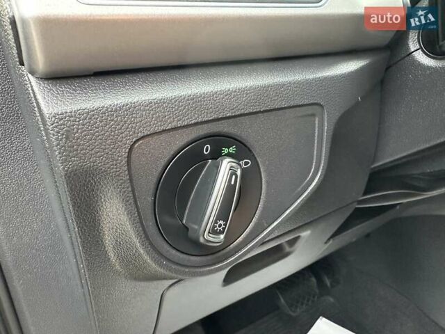 Чорний Фольксваген Atlas, об'ємом двигуна 2 л та пробігом 193 тис. км за 17950 $, фото 41 на Automoto.ua