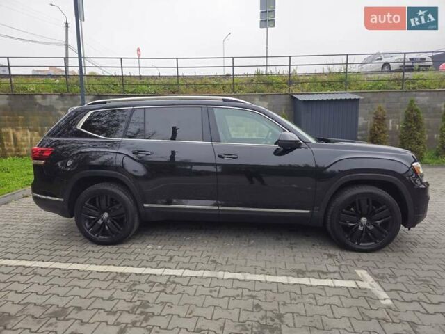 Черный Фольксваген Atlas, объемом двигателя 3.6 л и пробегом 90 тыс. км за 25500 $, фото 6 на Automoto.ua