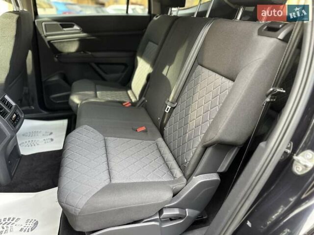 Чорний Фольксваген Atlas, об'ємом двигуна 2 л та пробігом 193 тис. км за 17950 $, фото 30 на Automoto.ua