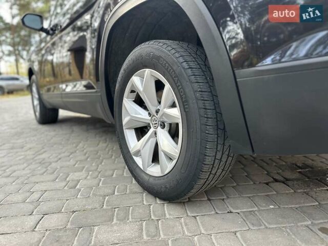 Чорний Фольксваген Atlas, об'ємом двигуна 2 л та пробігом 193 тис. км за 17950 $, фото 10 на Automoto.ua