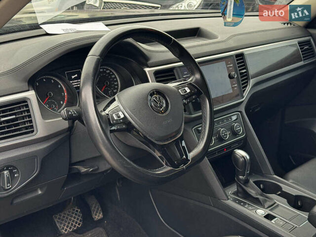 Фольксваген Atlas 2018 в Харькове на Automoto.ua Черный Фольксваген Atlas, объемом двигателя 3.6 л и пробегом 84 тыс. км за 20440 $, фото 16 на Automoto.ua