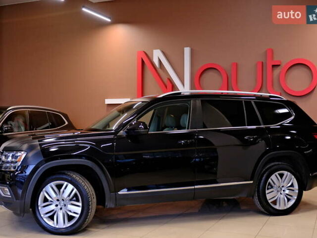 Черный Фольксваген Atlas, объемом двигателя 3.6 л и пробегом 96 тыс. км за 19900 $, фото 11 на Automoto.ua