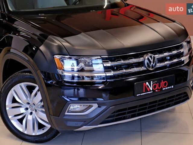 Черный Фольксваген Atlas, объемом двигателя 3.6 л и пробегом 96 тыс. км за 19900 $, фото 6 на Automoto.ua