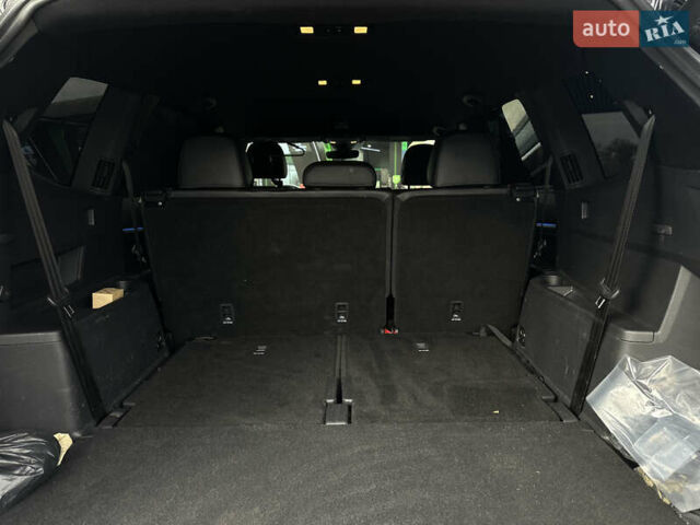 Черный Фольксваген Atlas, объемом двигателя 3.6 л и пробегом 179 тыс. км за 22000 $, фото 35 на Automoto.ua