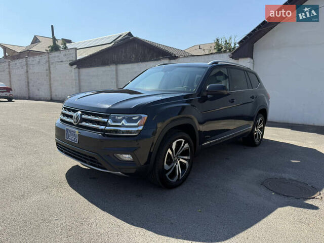 Чорний Фольксваген Atlas, об'ємом двигуна 3.6 л та пробігом 133 тис. км за 24900 $, фото 4 на Automoto.ua