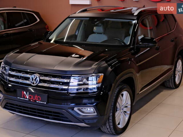 Черный Фольксваген Atlas, объемом двигателя 3.6 л и пробегом 96 тыс. км за 19900 $, фото 2 на Automoto.ua