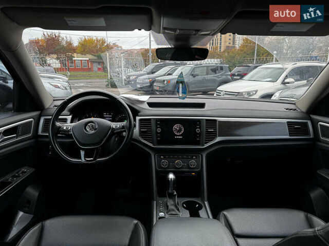Фольксваген Atlas 2018 в Харькове на Automoto.ua Черный Фольксваген Atlas, объемом двигателя 3.6 л и пробегом 84 тыс. км за 20440 $, фото 25 на Automoto.ua