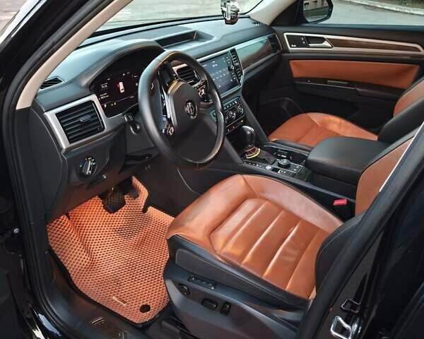 Фольксваген Atlas 2019 в Лозовой на Automoto.ua Черный Фольксваген Atlas, объемом двигателя 3.6 л и пробегом 113 тыс. км за 24000 $, фото 12 на Automoto.ua