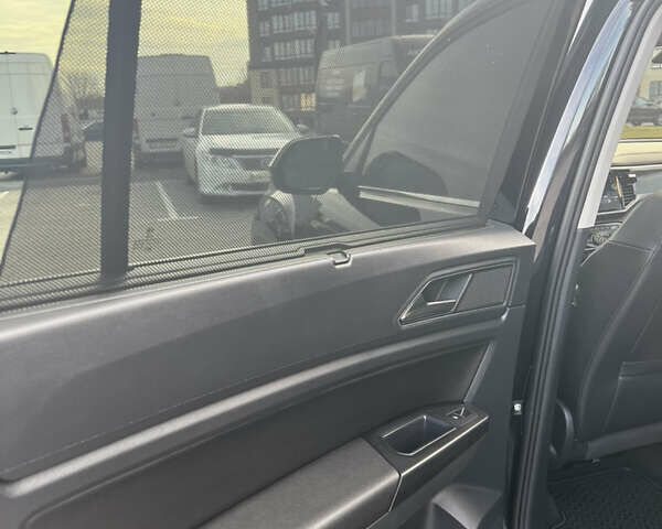 Черный Фольксваген Atlas, объемом двигателя 3.6 л и пробегом 122 тыс. км за 25000 $, фото 29 на Automoto.ua