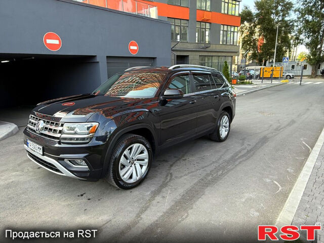 Черный Фольксваген Atlas, объемом двигателя 3.6 л и пробегом 68 тыс. км за 20800 $, фото 7 на Automoto.ua