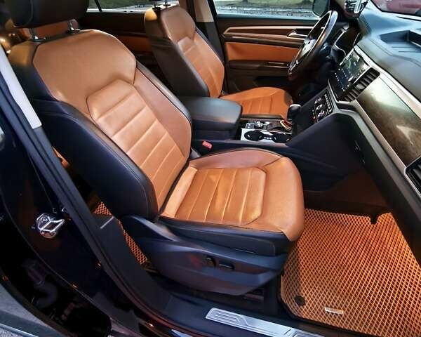 Фольксваген Atlas 2019 в Лозовой на Automoto.ua Черный Фольксваген Atlas, объемом двигателя 3.6 л и пробегом 113 тыс. км за 24000 $, фото 26 на Automoto.ua