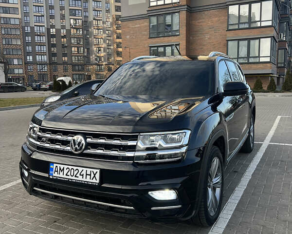 Черный Фольксваген Atlas, объемом двигателя 3.6 л и пробегом 122 тыс. км за 25000 $, фото 10 на Automoto.ua