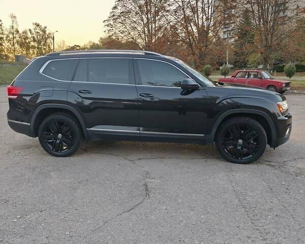 Фольксваген Atlas 2019 в Лозовой на Automoto.ua Черный Фольксваген Atlas, объемом двигателя 3.6 л и пробегом 113 тыс. км за 24000 $, фото 3 на Automoto.ua