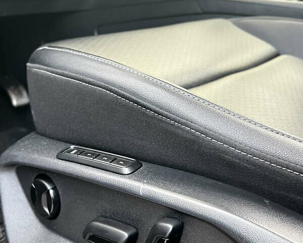 Черный Фольксваген Atlas, объемом двигателя 3.6 л и пробегом 122 тыс. км за 25000 $, фото 25 на Automoto.ua