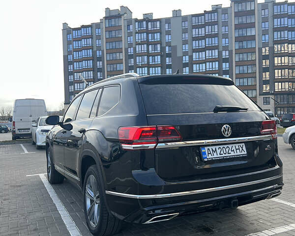 Черный Фольксваген Atlas, объемом двигателя 3.6 л и пробегом 122 тыс. км за 25000 $, фото 7 на Automoto.ua