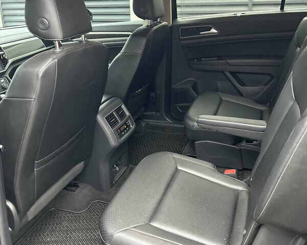 Чорний Фольксваген Atlas, об'ємом двигуна 3.6 л та пробігом 116 тис. км за 23900 $, фото 7 на Automoto.ua