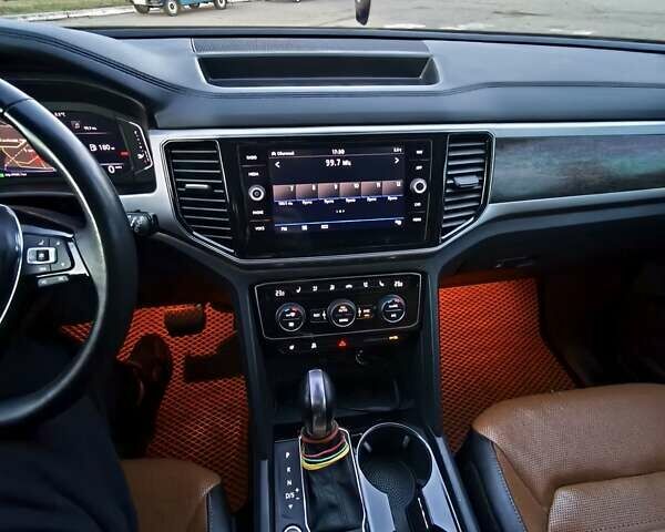 Фольксваген Atlas 2019 в Лозовой на Automoto.ua Черный Фольксваген Atlas, объемом двигателя 3.6 л и пробегом 113 тыс. км за 24000 $, фото 14 на Automoto.ua