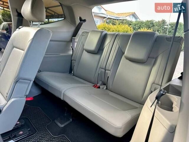 Черный Фольксваген Atlas, объемом двигателя 3.6 л и пробегом 52 тыс. км за 25500 $, фото 5 на Automoto.ua