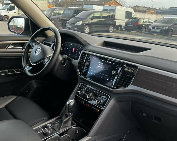 Черный Фольксваген Atlas, объемом двигателя 3.6 л и пробегом 122 тыс. км за 25000 $, фото 36 на Automoto.ua