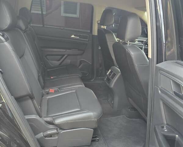 Черный Фольксваген Atlas, объемом двигателя 3.6 л и пробегом 58 тыс. км за 23900 $, фото 16 на Automoto.ua