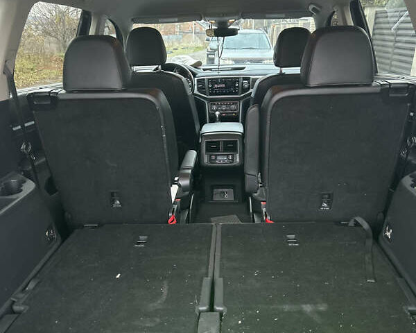 Чорний Фольксваген Atlas, об'ємом двигуна 3.6 л та пробігом 116 тис. км за 23900 $, фото 13 на Automoto.ua