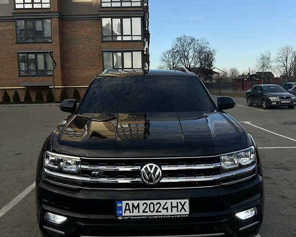 Черный Фольксваген Atlas, объемом двигателя 3.6 л и пробегом 122 тыс. км за 25000 $, фото 16 на Automoto.ua