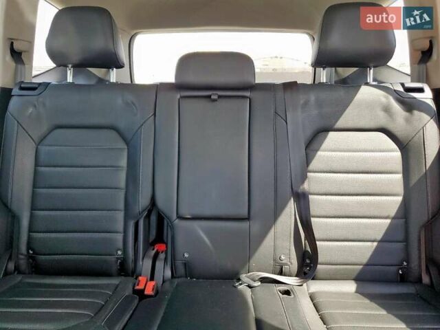 Черный Фольксваген Atlas, объемом двигателя 3.6 л и пробегом 130 тыс. км за 5000 $, фото 9 на Automoto.ua