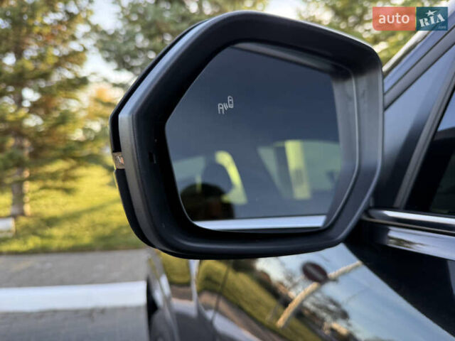 Черный Фольксваген Atlas, объемом двигателя 3.6 л и пробегом 128 тыс. км за 25000 $, фото 29 на Automoto.ua