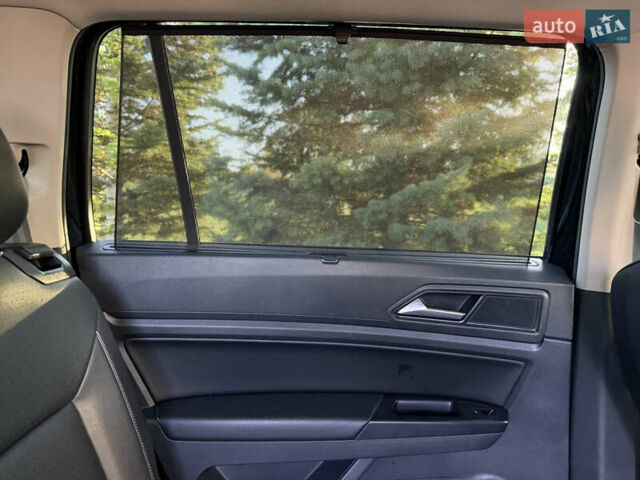 Черный Фольксваген Atlas, объемом двигателя 3.6 л и пробегом 128 тыс. км за 25000 $, фото 20 на Automoto.ua