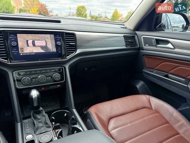 Чорний Фольксваген Atlas, об'ємом двигуна 3.6 л та пробігом 60 тис. км за 32500 $, фото 31 на Automoto.ua
