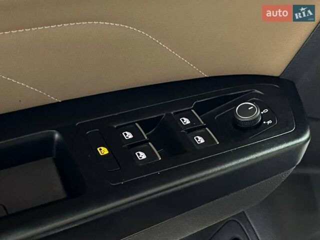 Чорний Фольксваген Atlas, об'ємом двигуна 3.6 л та пробігом 88 тис. км за 26500 $, фото 16 на Automoto.ua