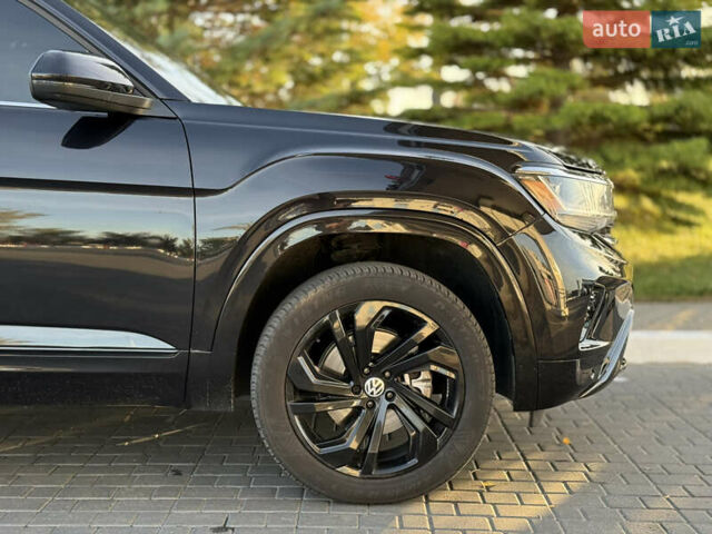 Черный Фольксваген Atlas, объемом двигателя 3.6 л и пробегом 128 тыс. км за 25000 $, фото 30 на Automoto.ua
