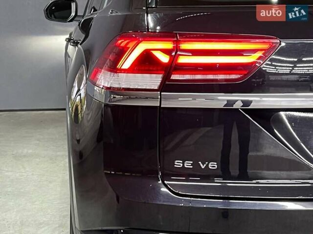 Чорний Фольксваген Atlas, об'ємом двигуна 3.6 л та пробігом 88 тис. км за 26500 $, фото 9 на Automoto.ua