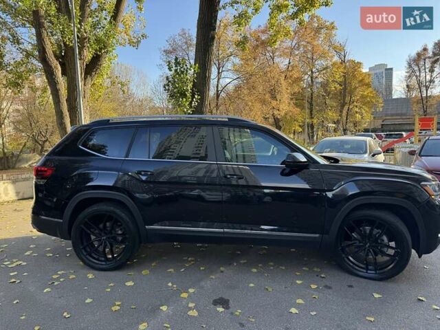 Черный Фольксваген Atlas, объемом двигателя 3.6 л и пробегом 69 тыс. км за 32000 $, фото 14 на Automoto.ua