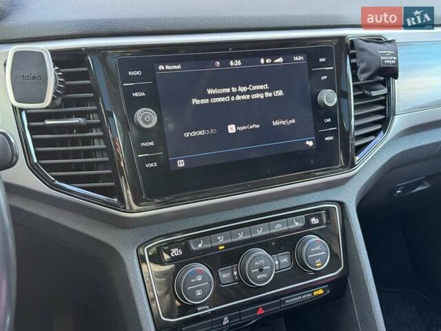 Черный Фольксваген Atlas, объемом двигателя 3.6 л и пробегом 69 тыс. км за 32000 $, фото 22 на Automoto.ua