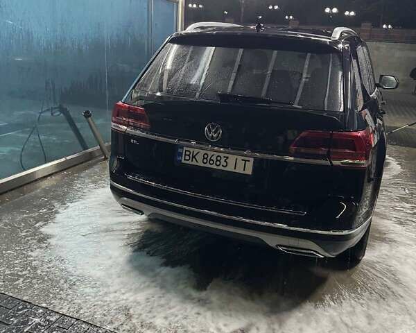 Черный Фольксваген Atlas, объемом двигателя 1.98 л и пробегом 138 тыс. км за 25500 $, фото 11 на Automoto.ua