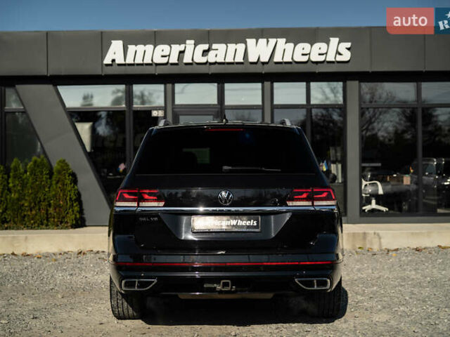 Черный Фольксваген Atlas, объемом двигателя 3.6 л и пробегом 111 тыс. км за 29800 $, фото 5 на Automoto.ua