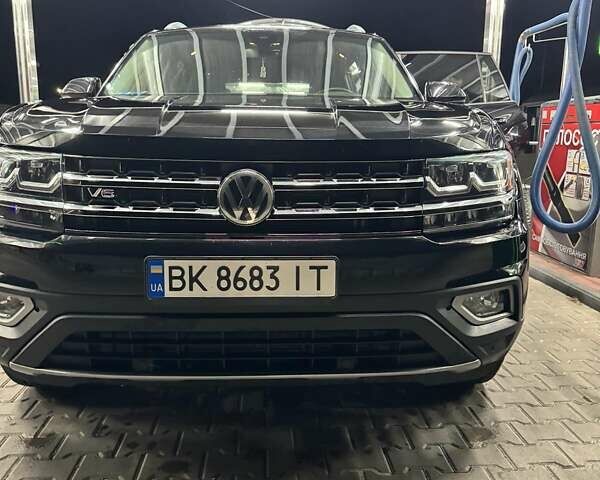 Черный Фольксваген Atlas, объемом двигателя 1.98 л и пробегом 138 тыс. км за 25500 $, фото 14 на Automoto.ua