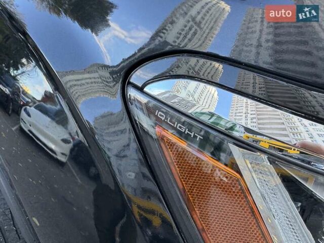 Черный Фольксваген Atlas, объемом двигателя 3.6 л и пробегом 69 тыс. км за 32000 $, фото 27 на Automoto.ua