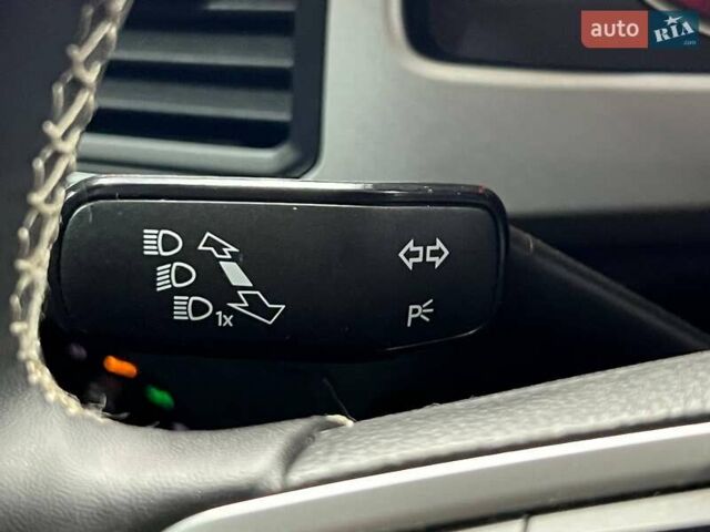 Чорний Фольксваген Atlas, об'ємом двигуна 3.6 л та пробігом 88 тис. км за 26500 $, фото 14 на Automoto.ua