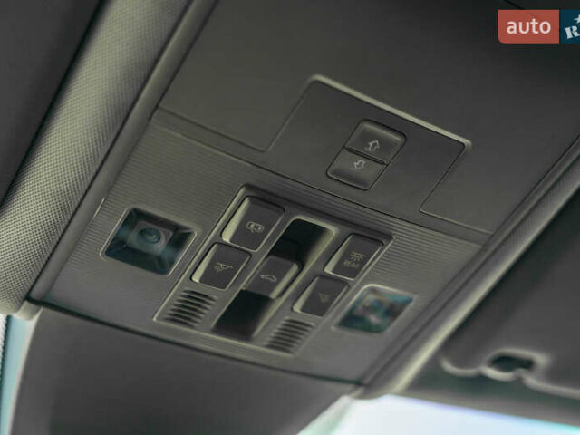 Черный Фольксваген Atlas, объемом двигателя 3.6 л и пробегом 111 тыс. км за 29800 $, фото 29 на Automoto.ua