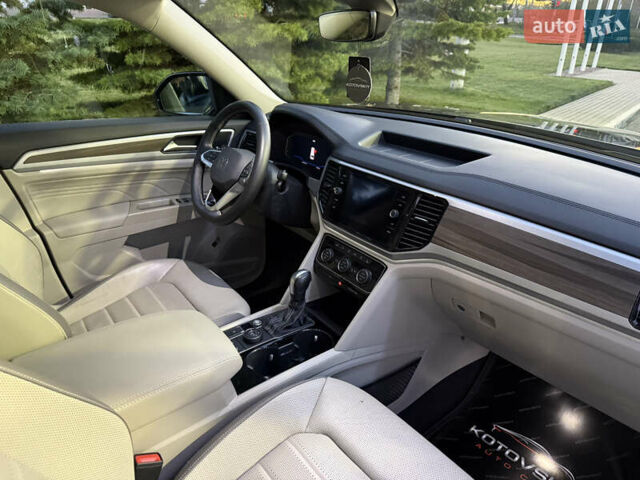 Чорний Фольксваген Atlas, об'ємом двигуна 3.6 л та пробігом 82 тис. км за 29000 $, фото 6 на Automoto.ua