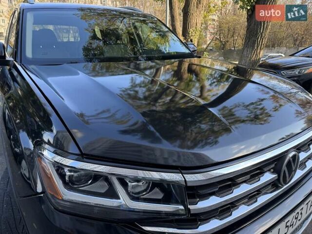 Черный Фольксваген Atlas, объемом двигателя 3.6 л и пробегом 69 тыс. км за 32000 $, фото 28 на Automoto.ua