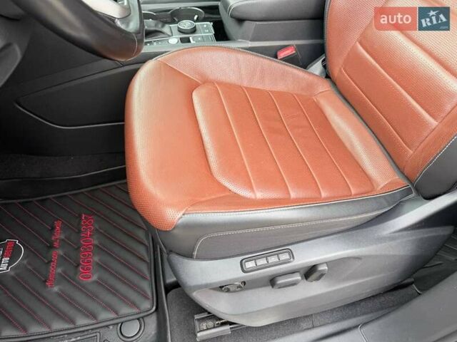 Чорний Фольксваген Atlas, об'ємом двигуна 3.6 л та пробігом 60 тис. км за 32500 $, фото 13 на Automoto.ua