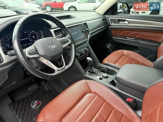 Чорний Фольксваген Atlas, об'ємом двигуна 3.6 л та пробігом 60 тис. км за 32500 $, фото 12 на Automoto.ua