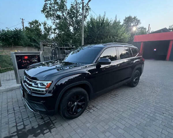 Черный Фольксваген Atlas, объемом двигателя 1.98 л и пробегом 110 тыс. км за 22000 $, фото 7 на Automoto.ua