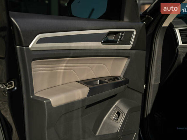 Черный Фольксваген Atlas, объемом двигателя 3.6 л и пробегом 111 тыс. км за 29800 $, фото 46 на Automoto.ua